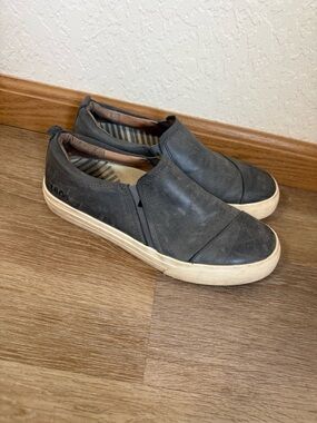 Taos Twin Gore Lux Gray Leather Slip On Sneakers Shoes Size 7.5 Comfort